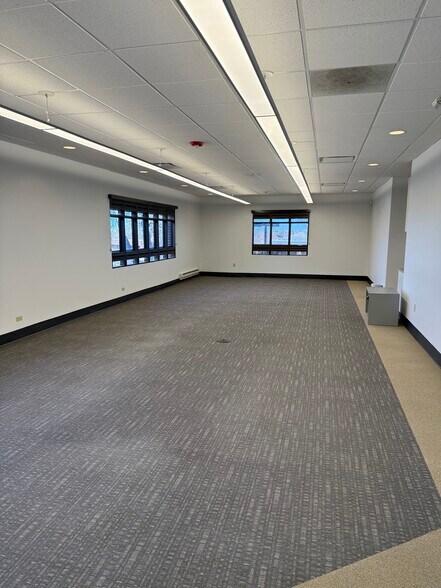 More Photos Of 5926 McIntyre St, Golden Office For Lease