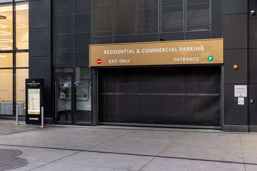 More Photos Of 591 Yonge St, Toronto Apartments For Lease