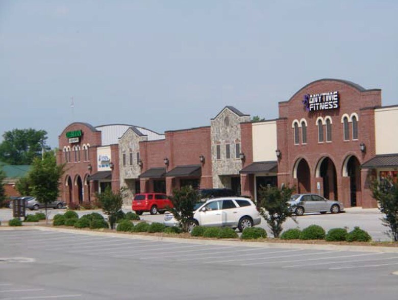 More Photos Of 2501-2529 S Cashua Dr, Florence Storefront For Lease