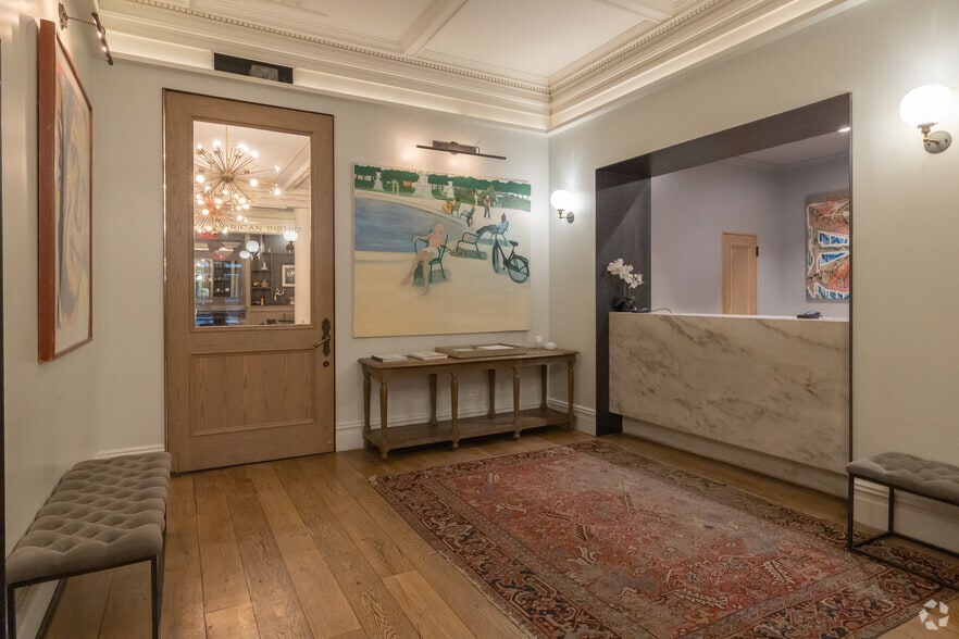 More Photos Of 34 E 32nd St, New York Hotel For Sale