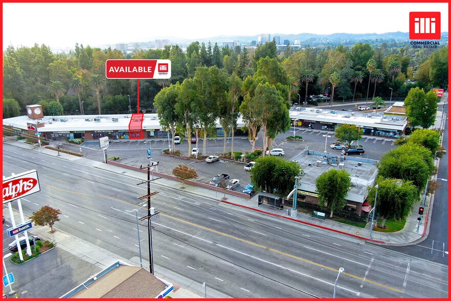 Primary Photo Of 7138 Shoup Ave, Canoga Park Unknown For Lease
