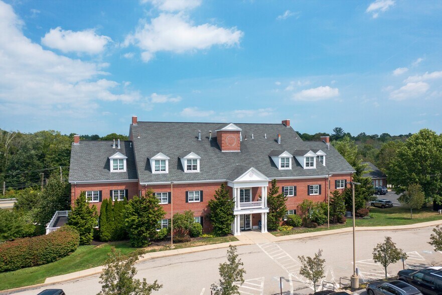 More Photos Of 223 Chief Justice Cushing Hwy, Cohasset Medical For Lease