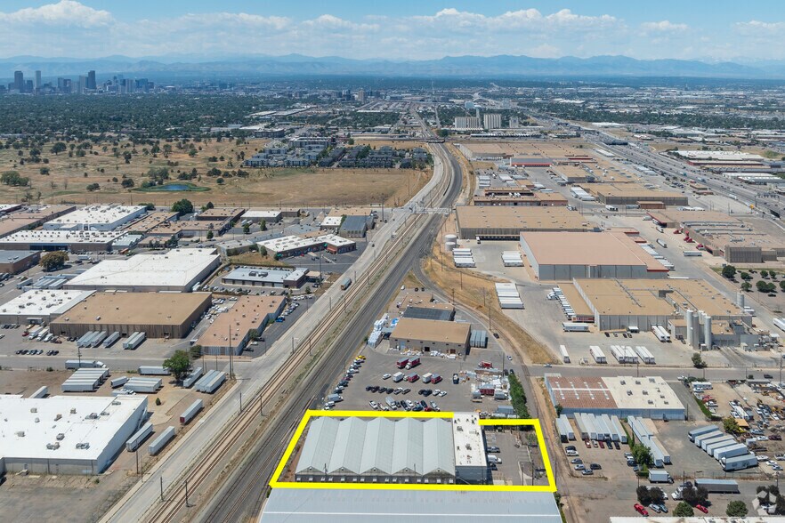 More Photos Of 5290 E 43rd Ave, Denver Warehouse For Sale