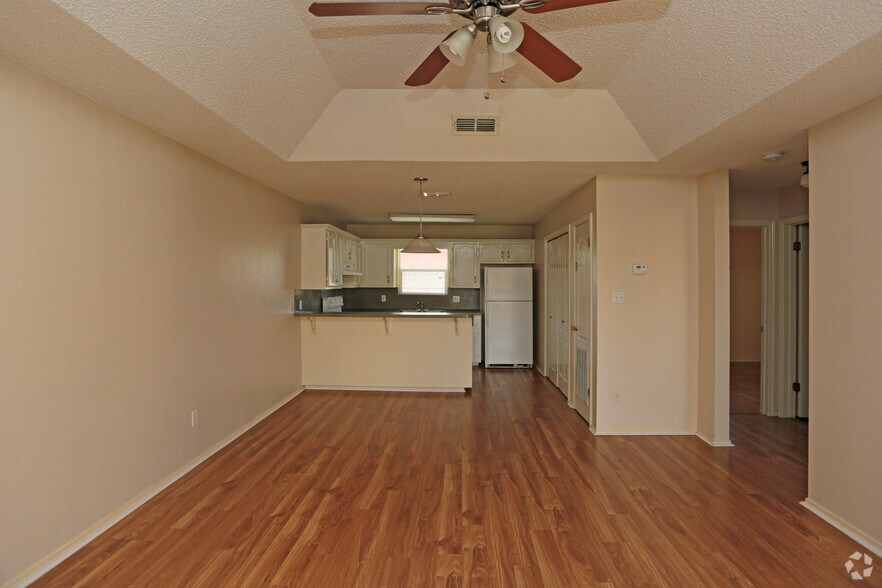 More Photos Of 2501 Hibiscus Ave, McAllen Apartments For Sale