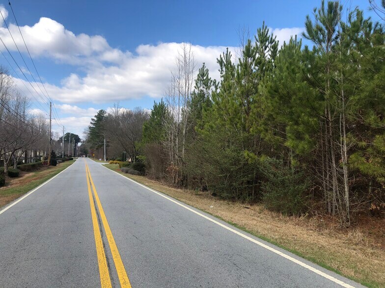 More Photos Of 4350 Ben HILL RD, Atlanta Land For Sale