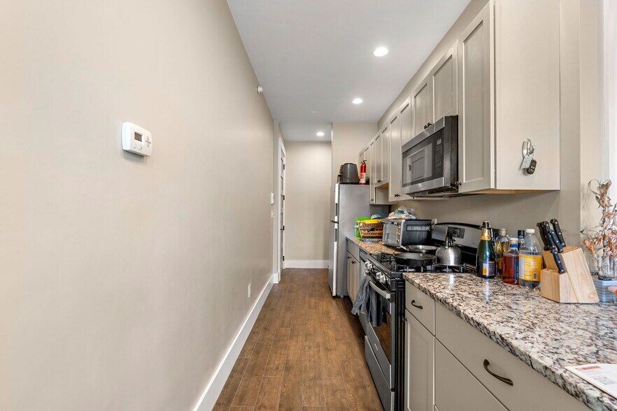 More Photos Of 1149 Middlesex St, Lowell Apartments For Sale