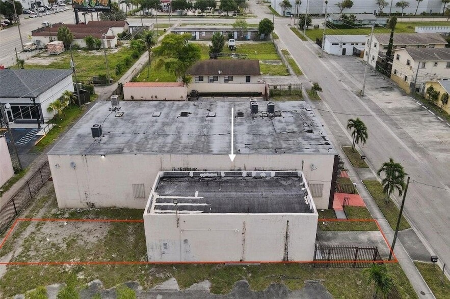 More Photos Of 4167 SW 18th St, West Park Industrial For Sale