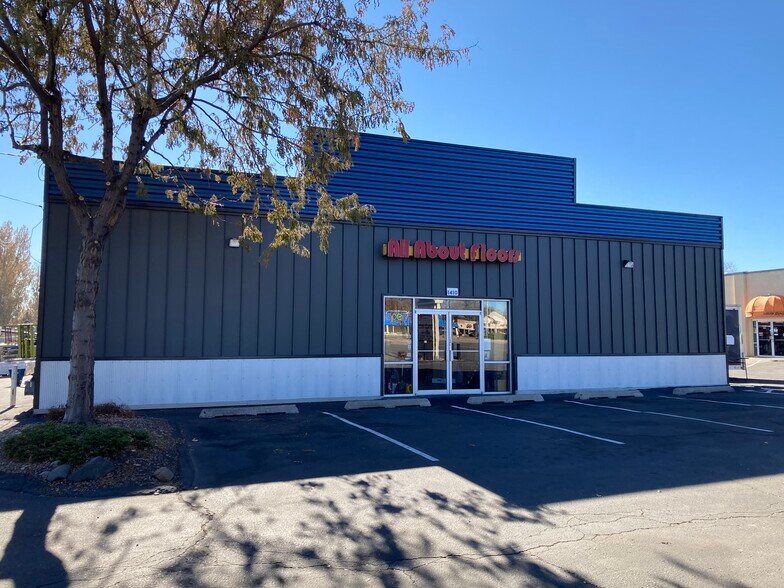 More Photos Of , Loveland General Retail For Sale