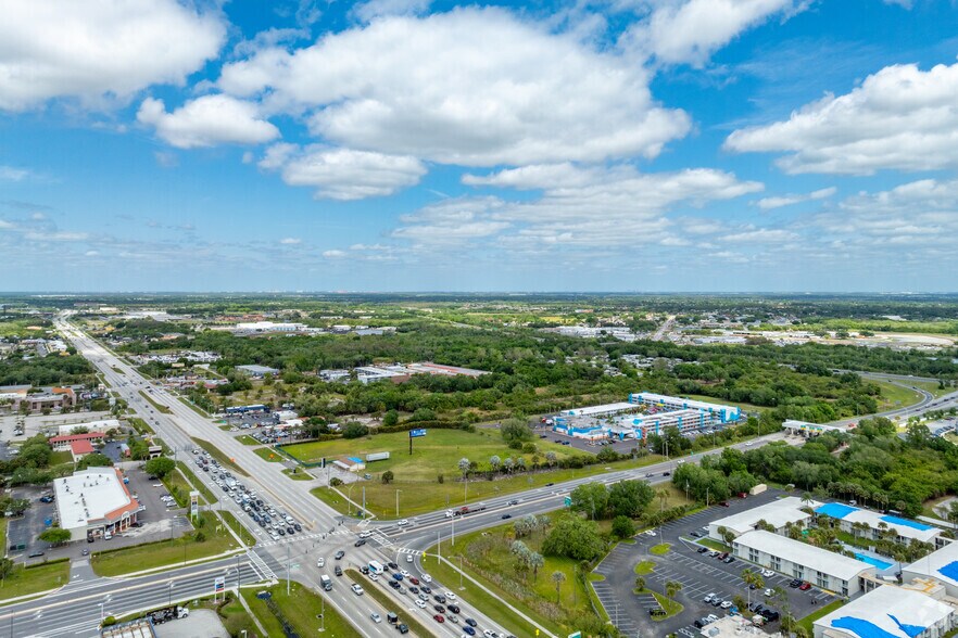 More Photos Of 2261 E Irlo Bronson Memorial Hwy, Kissimmee Hotel For Sale