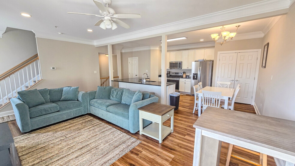 More Photos Of 5906-5908 Coastal Hwy, Ocean City Apartments For Sale