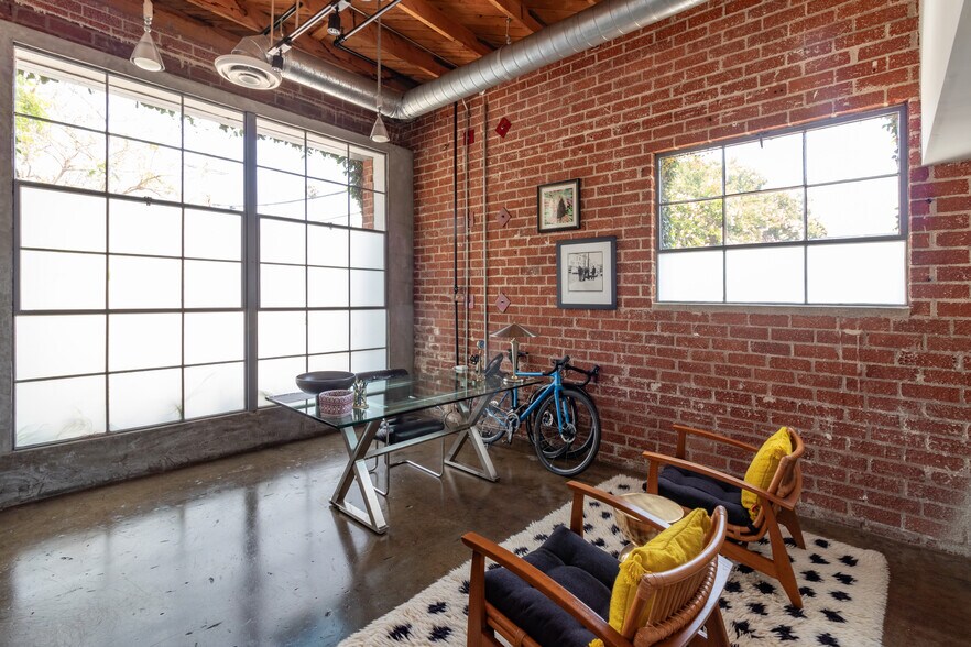 More Photos Of 3002 Pennsylvania Ave, Santa Monica Loft Creative Space For Lease