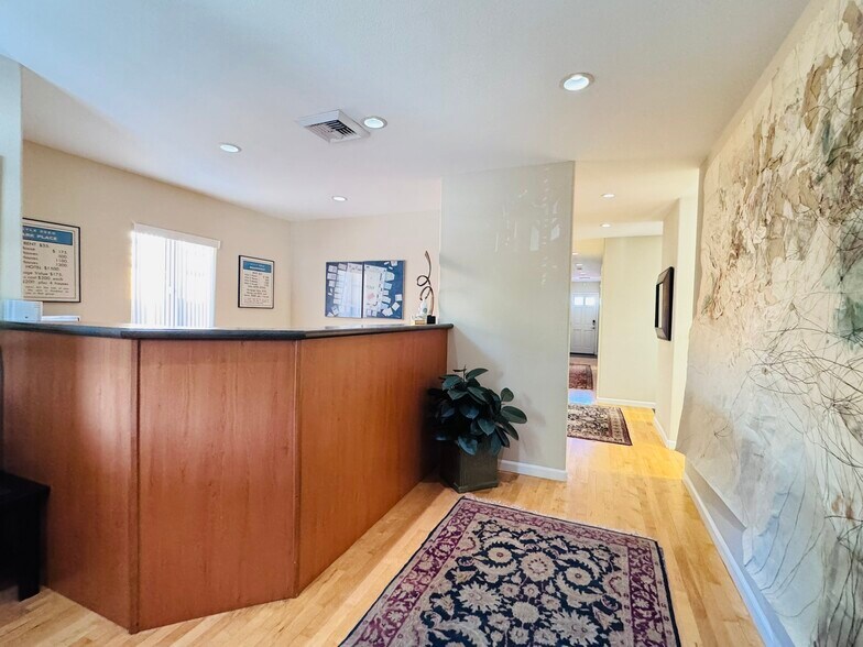 More Photos Of 15700 Winchester Blvd, Los Gatos Office For Lease