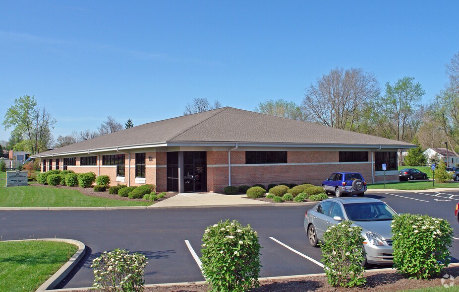 More Photos Of 75 Harbert Dr, Dayton Office For Lease