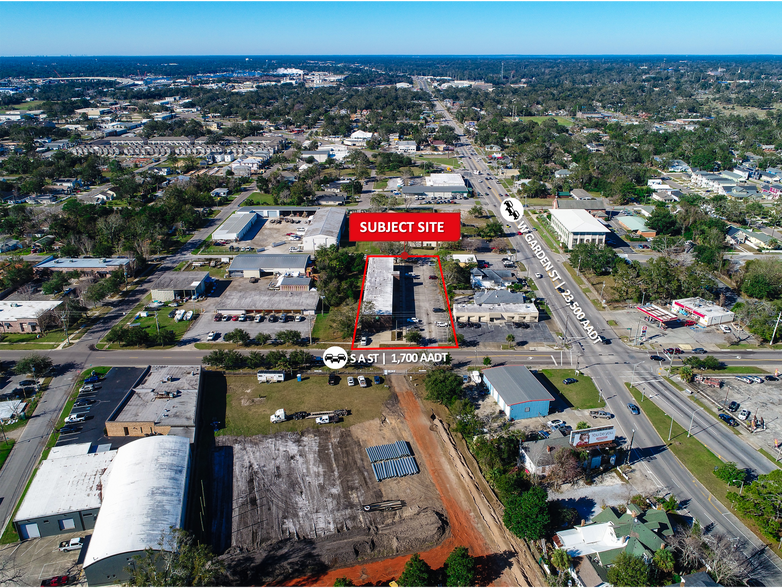 More Photos Of 1 S A St, Pensacola Office For Lease