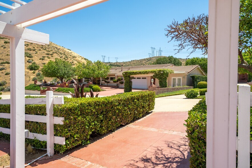 More Photos Of 5801 Hacienda Ranch Rd, Palmdale Specialty For Sale