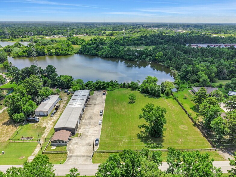 More Photos Of 19650 Ramblewood Dr, Humble Distribution For Sale