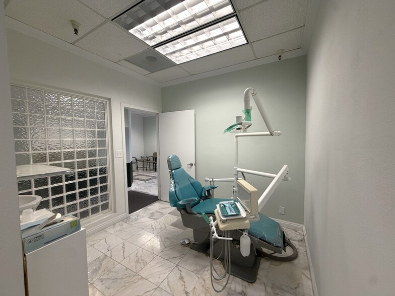 More Photos Of 10011 N Foothill Blvd, Cupertino Medical For Sale