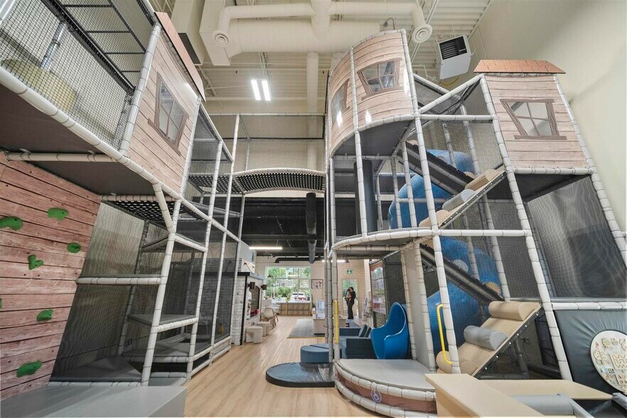 More Photos Of 19748A 86th Av, Langley Warehouse For Sale