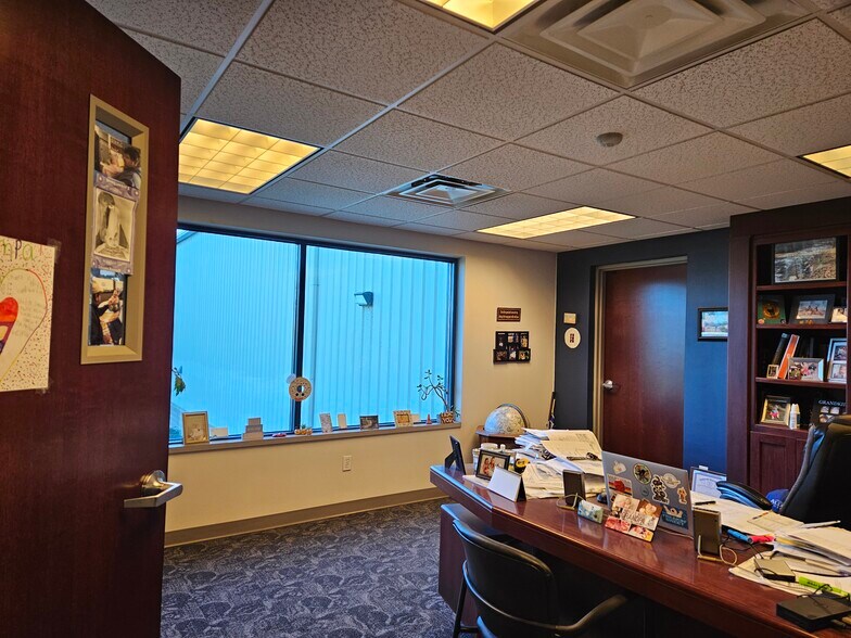 More Photos Of 3500 Contractors Dr, Midland Manufacturing For Sale