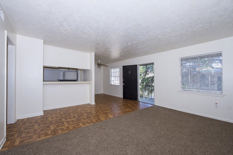 More Photos Of 3300 S College Ave, Bryan Apartments For Sale