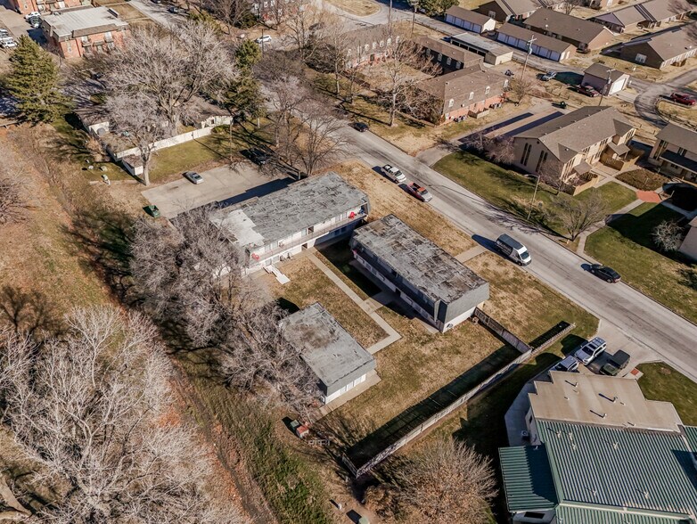 More Photos Of 3007 Sierra Pky, Hutchinson Apartments For Sale