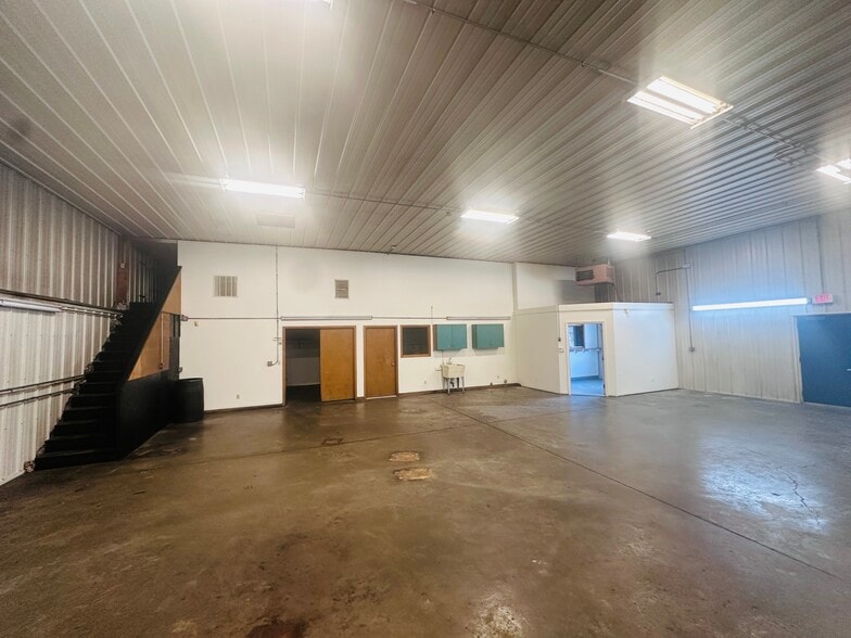 More Photos Of , Kansas City General Retail For Sale