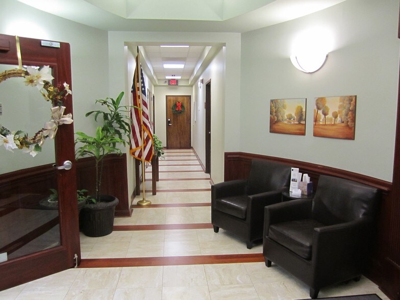 More Photos Of 4030 Wake Forest Rd, Raleigh Office For Sale