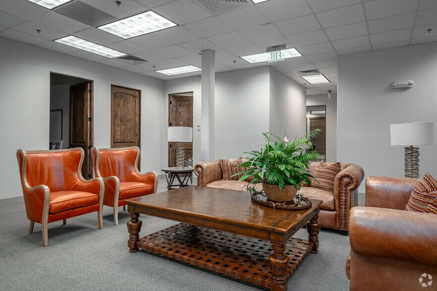 More Photos Of 18750 Interstate 45, Spring Unknown For Lease