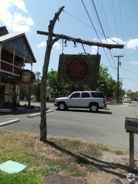More Photos Of 1243 Gruene Rd, New Braunfels General Retail For Sale