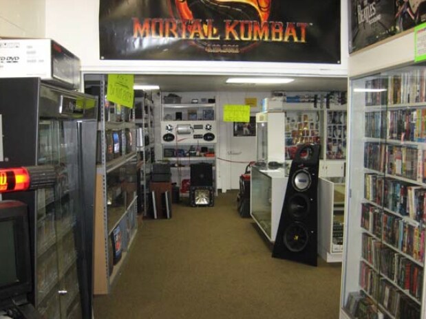 More Photos Of 301 W Michigan Ave, Paw Paw Fast Food For Sale