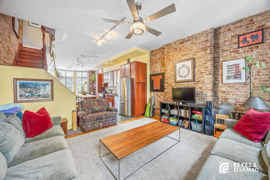 More Photos Of 558 W 173rd St, New York Apartments For Sale