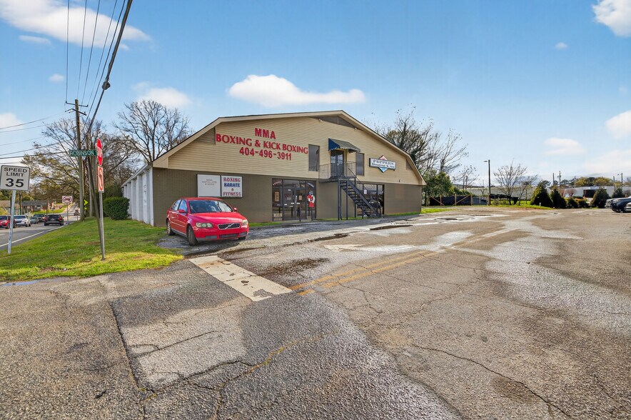 More Photos Of 4109 Robinson St, Covington Freestanding For Sale