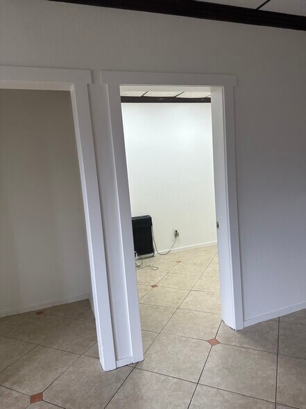 More Photos Of 16689 Foothill Blvd, Fontana Office For Lease