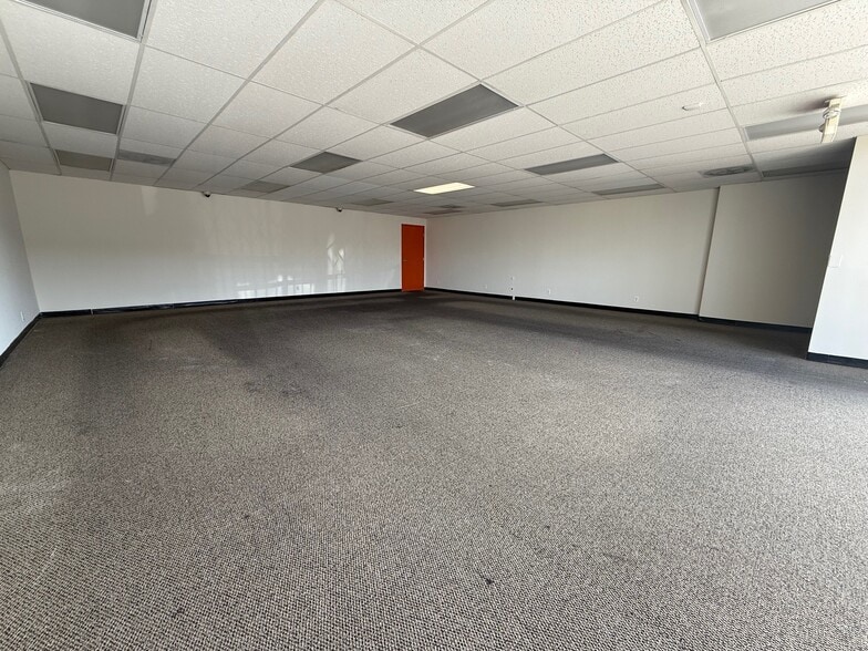 More Photos Of 7605-7643 Firestone Blvd, Downey Unknown For Lease