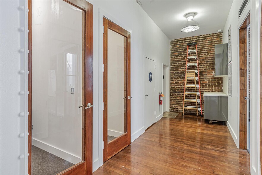 More Photos Of 34-38 Mason St, San Francisco Loft Creative Space For Sale