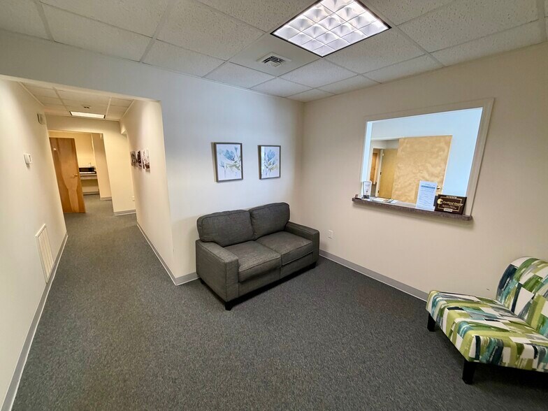 More Photos Of 277 Tompkins St, Cortland Office For Lease