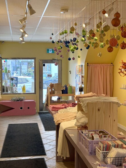 More Photos Of 227 Princess St, Kingston Storefront For Lease