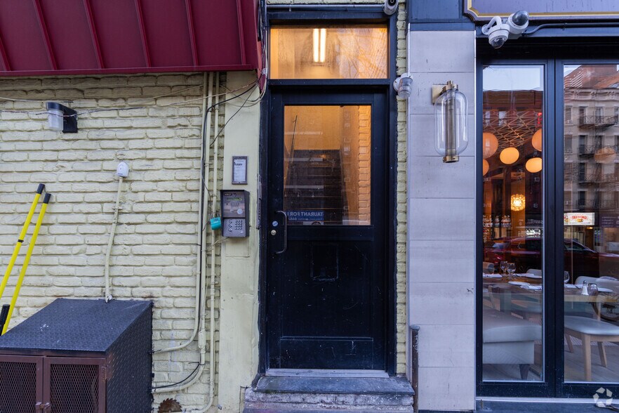 More Photos Of 1133 1st Ave, New York Apartments For Lease