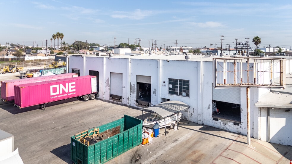 More Photos Of 15001 S Figueroa St, Gardena Distribution For Lease