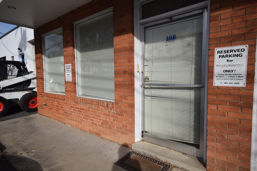 More Photos Of 108 W Jefferson St, Falls Church Warehouse For Lease