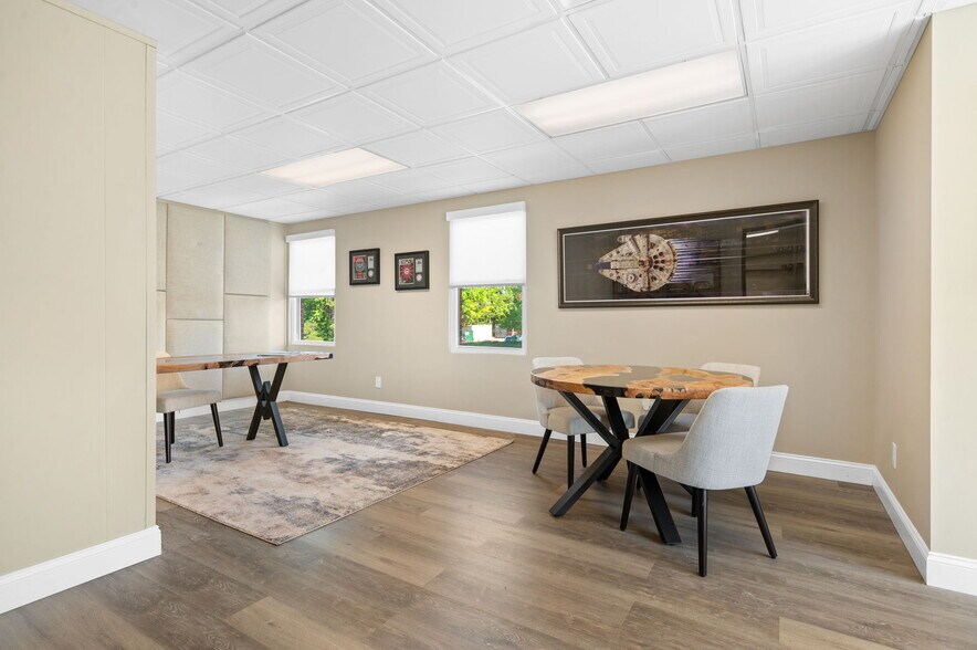 More Photos Of 107 Fountain Brook Cir, Cary Office For Sale