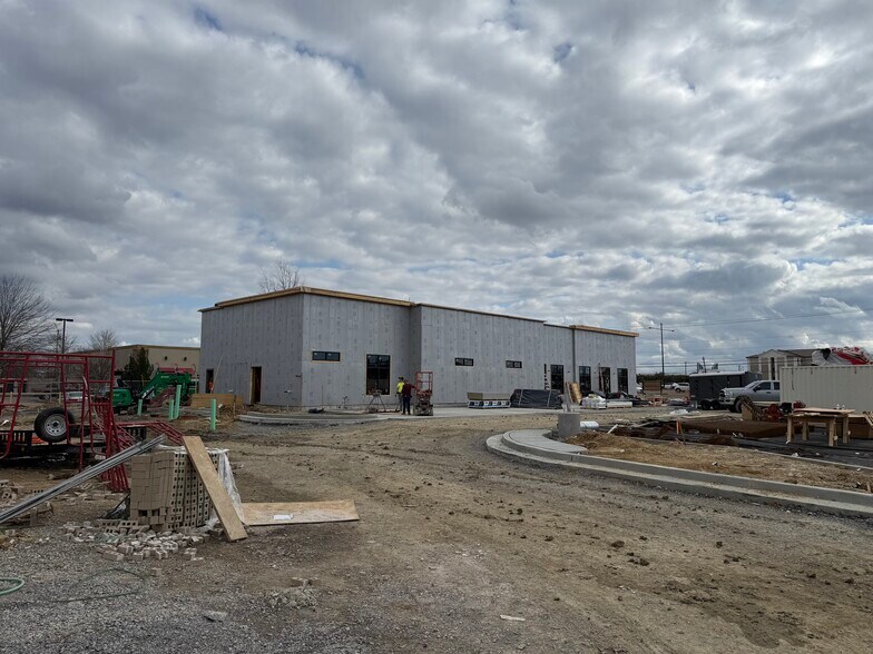 More Photos Of 2520 Lakeland Dr, Flowood Fast Food For Sale