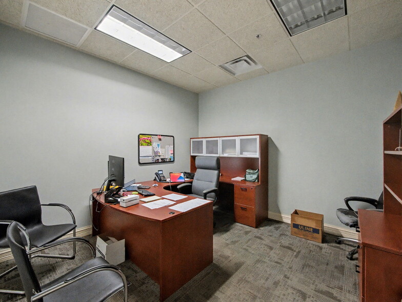 More Photos Of 6861 Garden Rd, Riviera Beach Warehouse For Sale