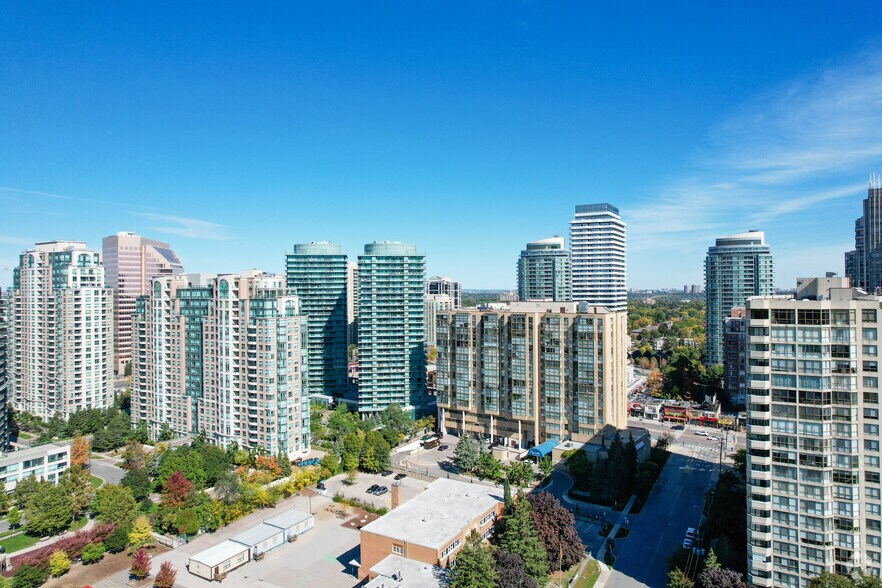 More Photos Of 5460 Yonge St, Toronto Apartments For Lease