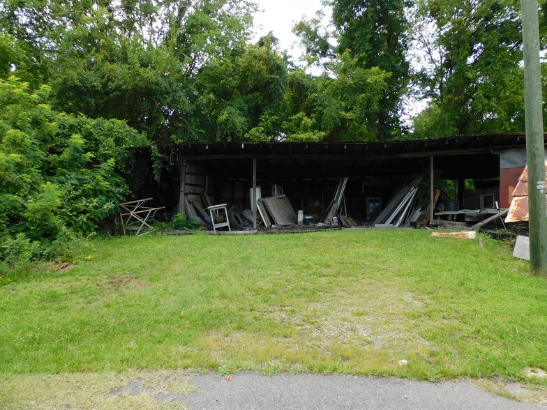 More Photos Of 530 Summit dr, South Boston Warehouse For Sale