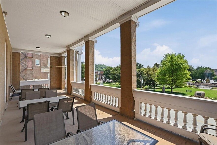 More Photos Of 530 1st Ave, Council Bluffs Lodge Meeting Hall For Sale