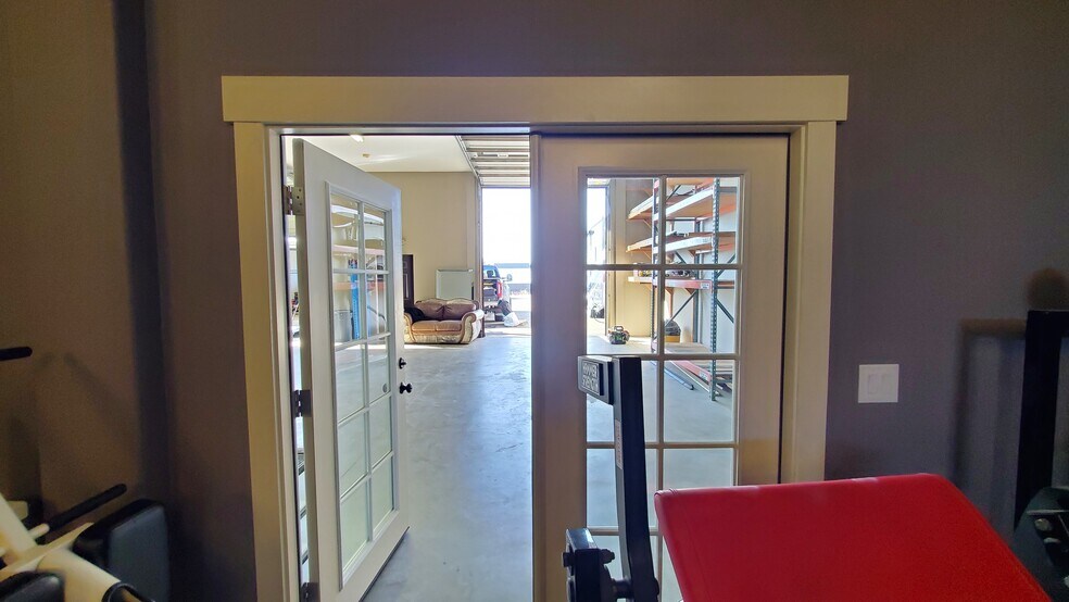 More Photos Of 4547 W Seltice Way, Coeur d'Alene Light Manufacturing For Lease