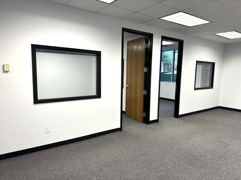More Photos Of 7560 Rangewood Dr, Colorado Springs Medical For Lease