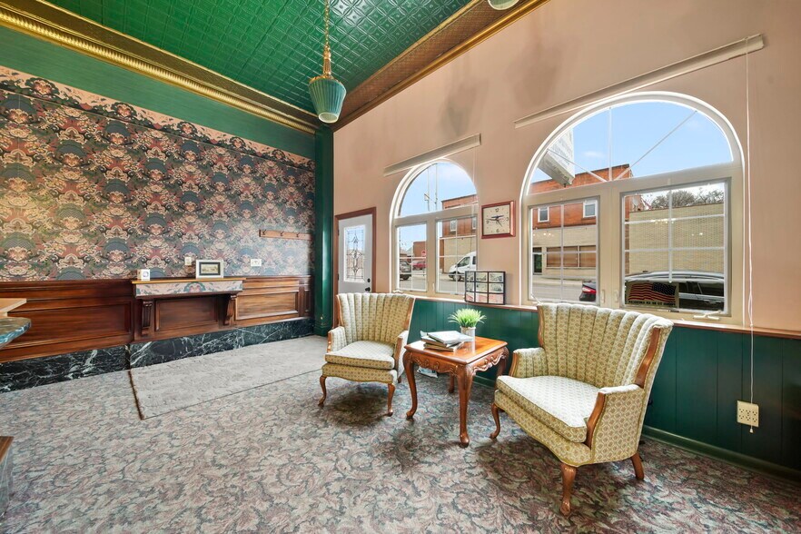 More Photos Of 104 Main St, Waldron Office Residential For Sale