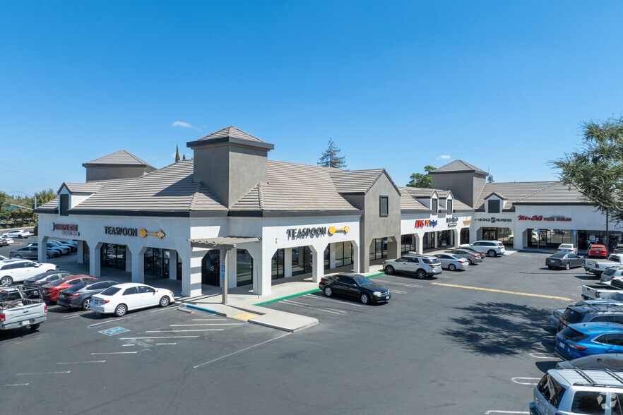 More Photos Of 3900 Pelandale Ave, Modesto Unknown For Lease